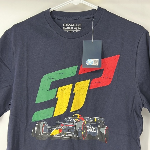 Castore Oracle Red Bull racing NWT men’s t shirt small - Picture 2 of 7